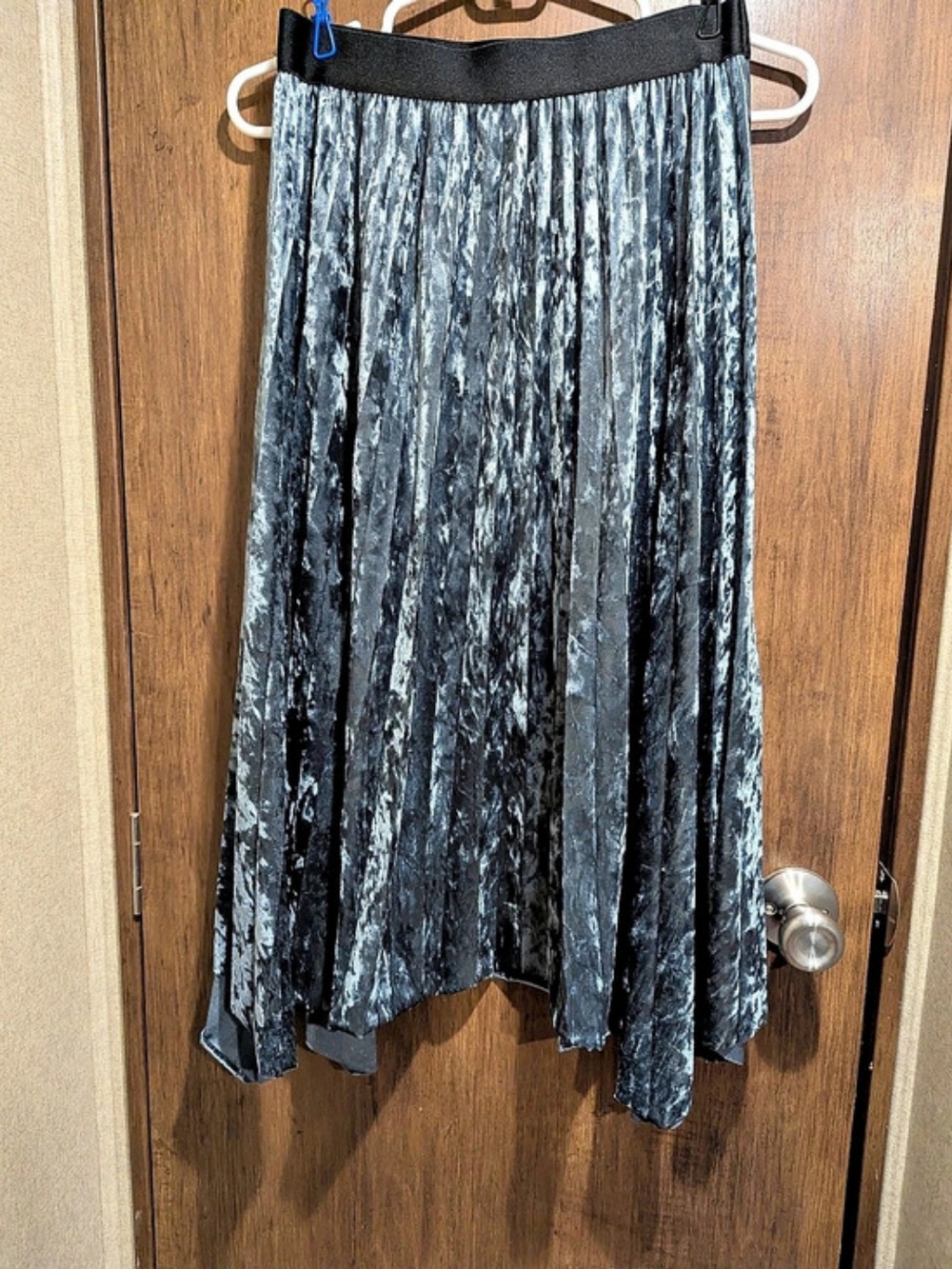 Max Studio Crushed Velvet Pleated Midi Skirt Blue Black S EUC